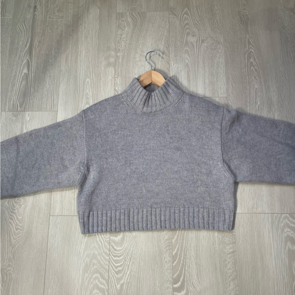 Aritzia Wilfred Free Harper Sweater Gray size Small - Picture 2 of 14